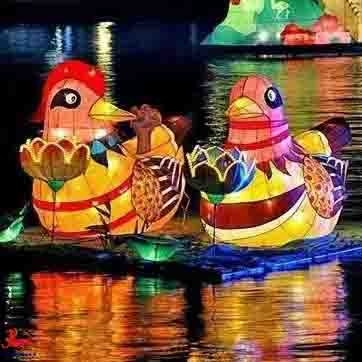 โคมไฟเทศกาลจีนแฮนด์เมดรูปทรงปรับแต่งโคมไฟกลางแจ้งจีน