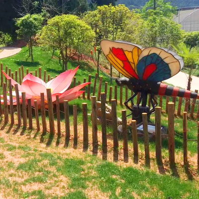 รูปร่างที่กำหนดเอง Animatronic Giant Bee Statue โฟมความหนาแน่นสูง