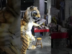 Performance Ealistic Adult Tiger Costume ขนาดวัยเยาว์ที่ปรับแต่งได้