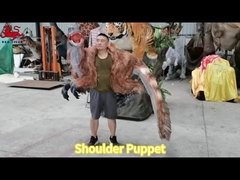 สนามเด็กเล่น หุ่นไหล่ไดโนเสาร์ เด็ก อายุ หุ่นไดโนนิคัส